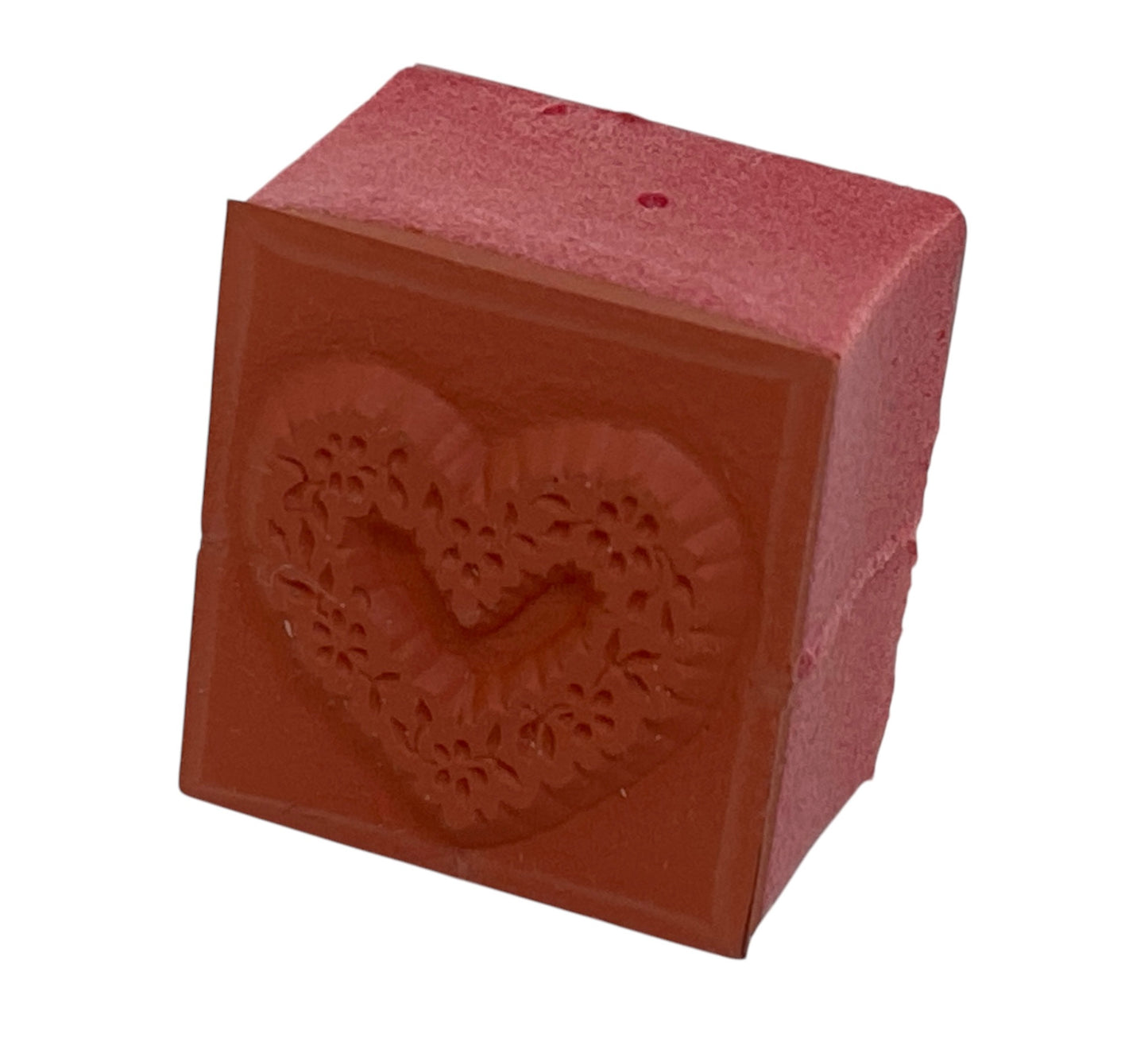 Tampon en caoutchouc avec couronne de coeurs