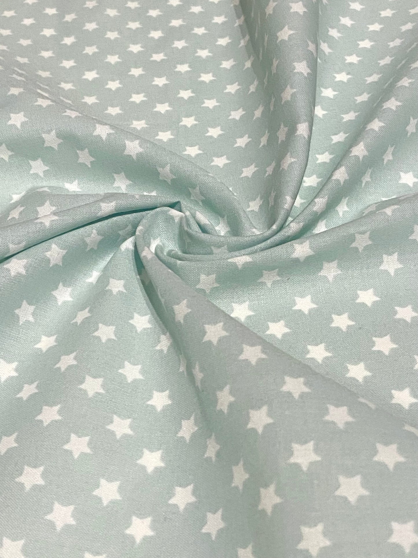 Coton imprimé bleu pâle avec étoiles blanches - Fat Quarter