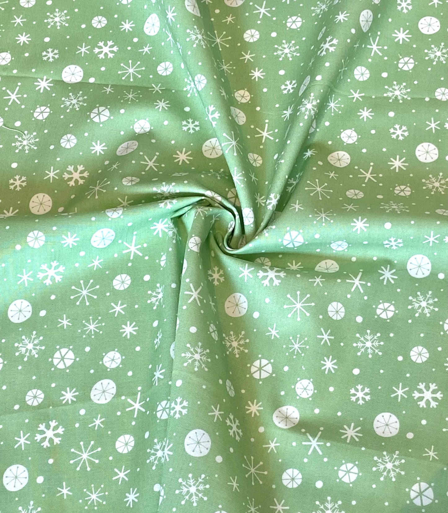 Tissu en coton flocon de neige vert - Fat Quarter