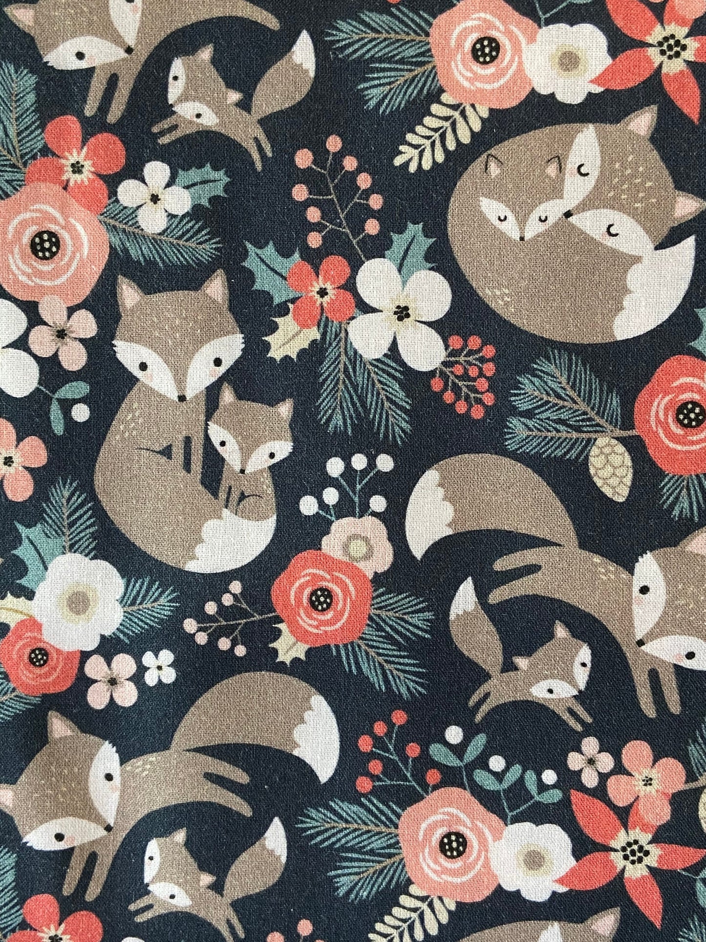Tissus à motifs floraux Foxes de Little Johnny Fabrics